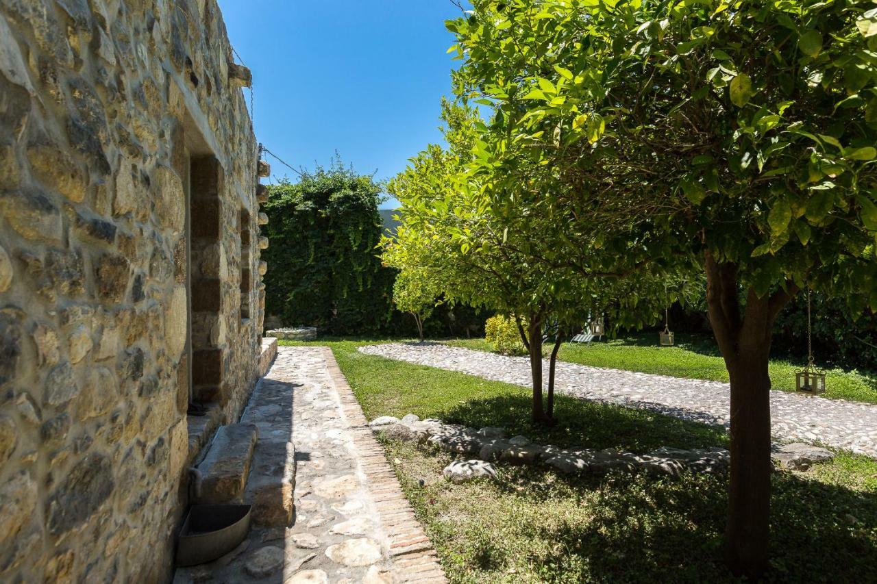 Muazzo Creta Stone House, Nature Escape With Pool, By Thinkvilla Pigi  Exterior photo