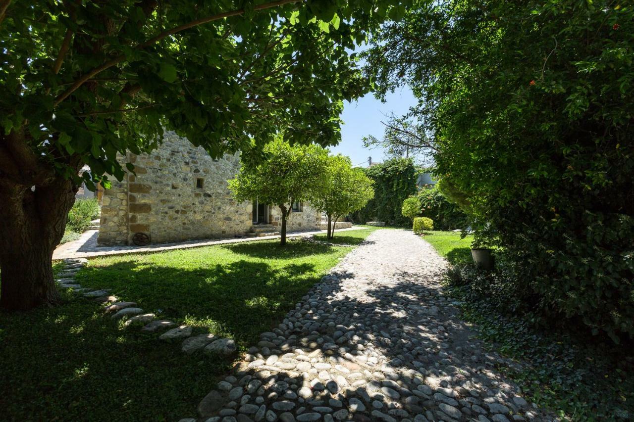Muazzo Creta Stone House, Nature Escape With Pool, By Thinkvilla Pigi  Exterior photo