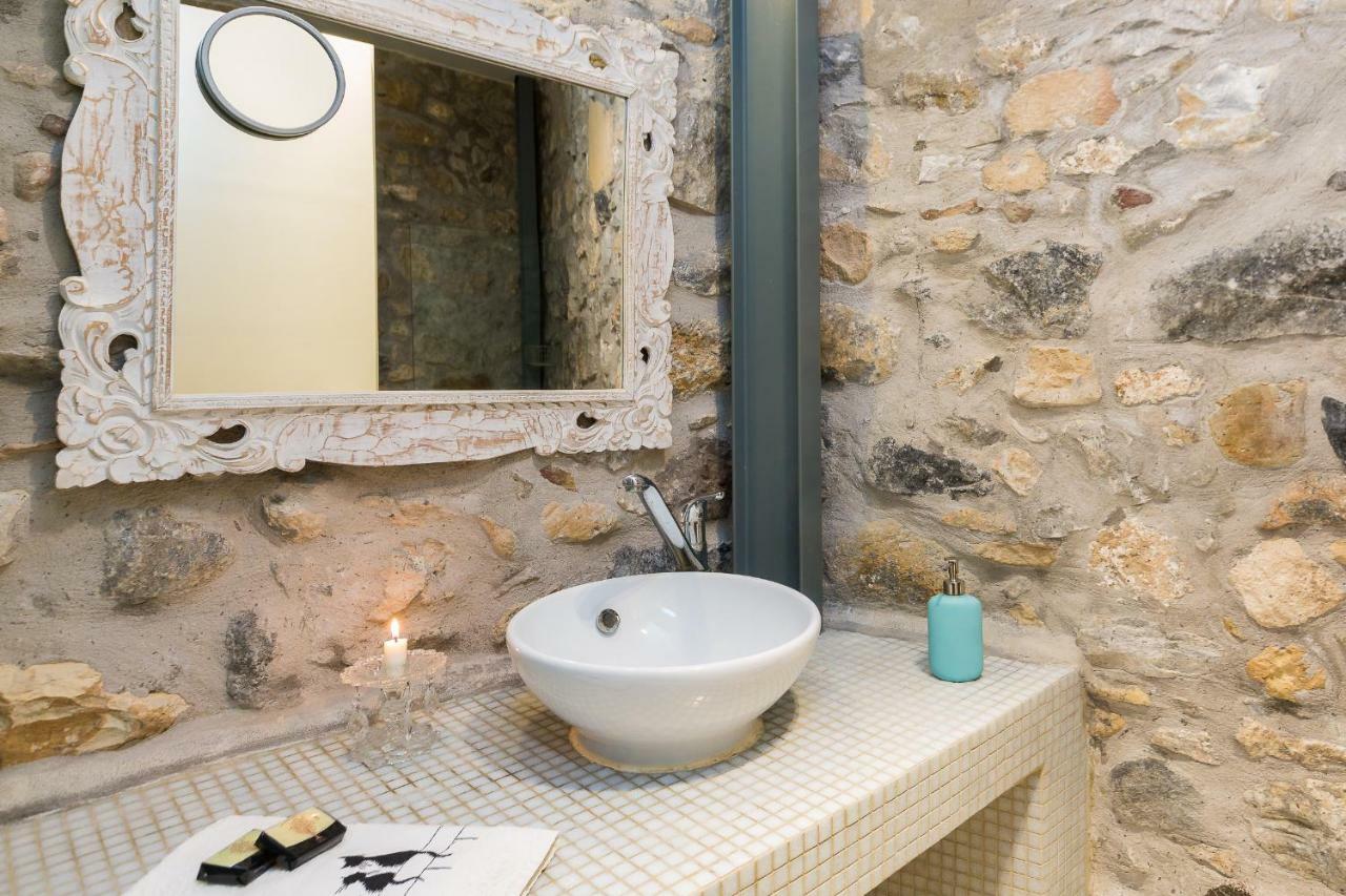Muazzo Creta Stone House, Nature Escape With Pool, By Thinkvilla Pigi  Exterior photo